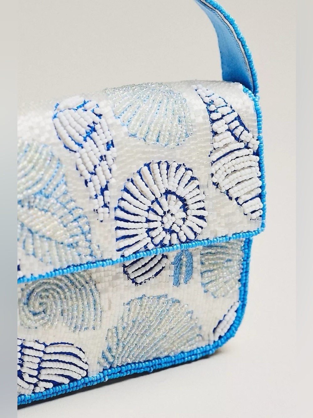 Anthropologie Fiona Beaded Bag: Icon Edition Seashells - Picture 3 of 7